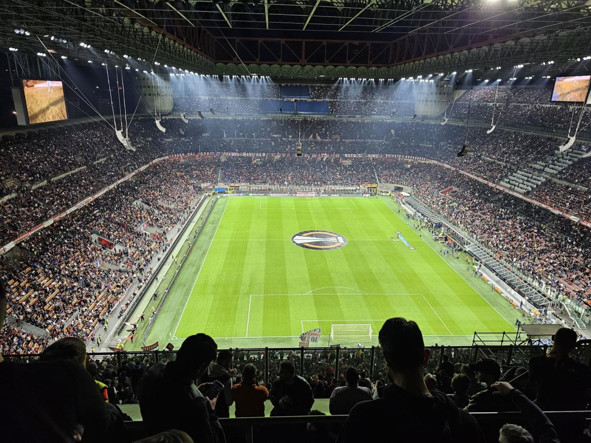 AS-Roma-Club-London-Lupi-di-Londra-Milan-Roma-UEL-11-04-2024-13