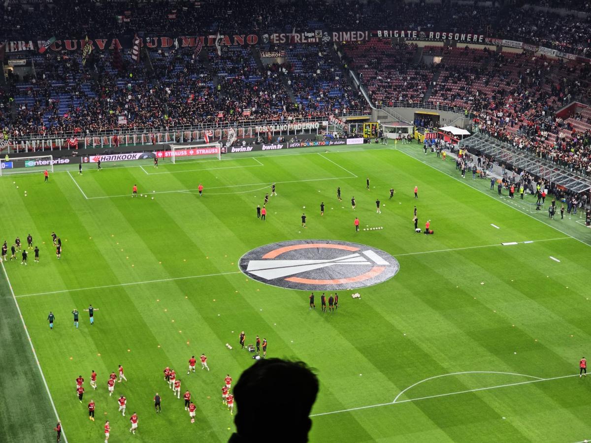 AS-Roma-Club-London-Lupi-di-Londra-Milan-Roma-UEL-11-04-2024-15