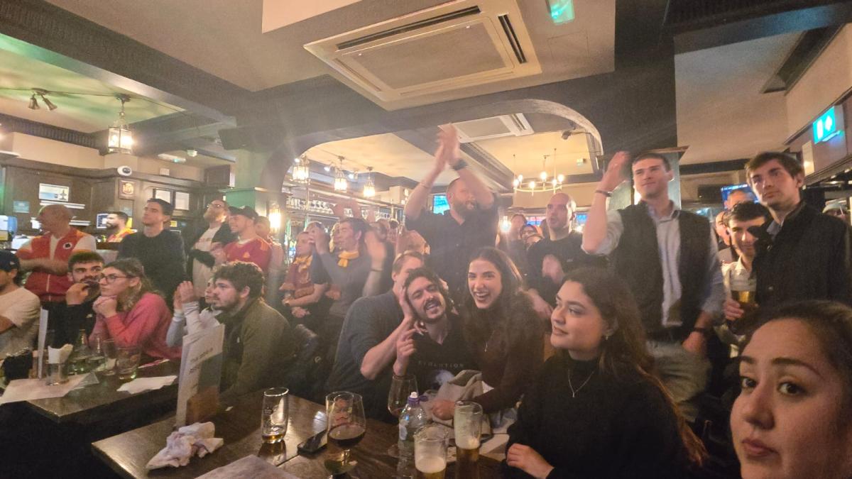 AS-Roma-Club-London-Lupi-di-Londra-Roma-Milan-UEL-18-04-2024-10